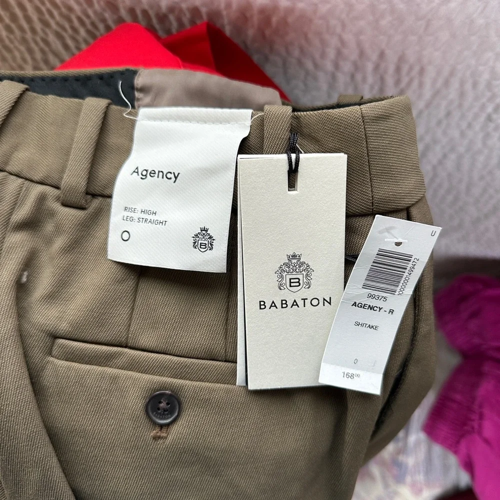 NWT Aritzia Babaton Agency Wool Trouser in color shiitake